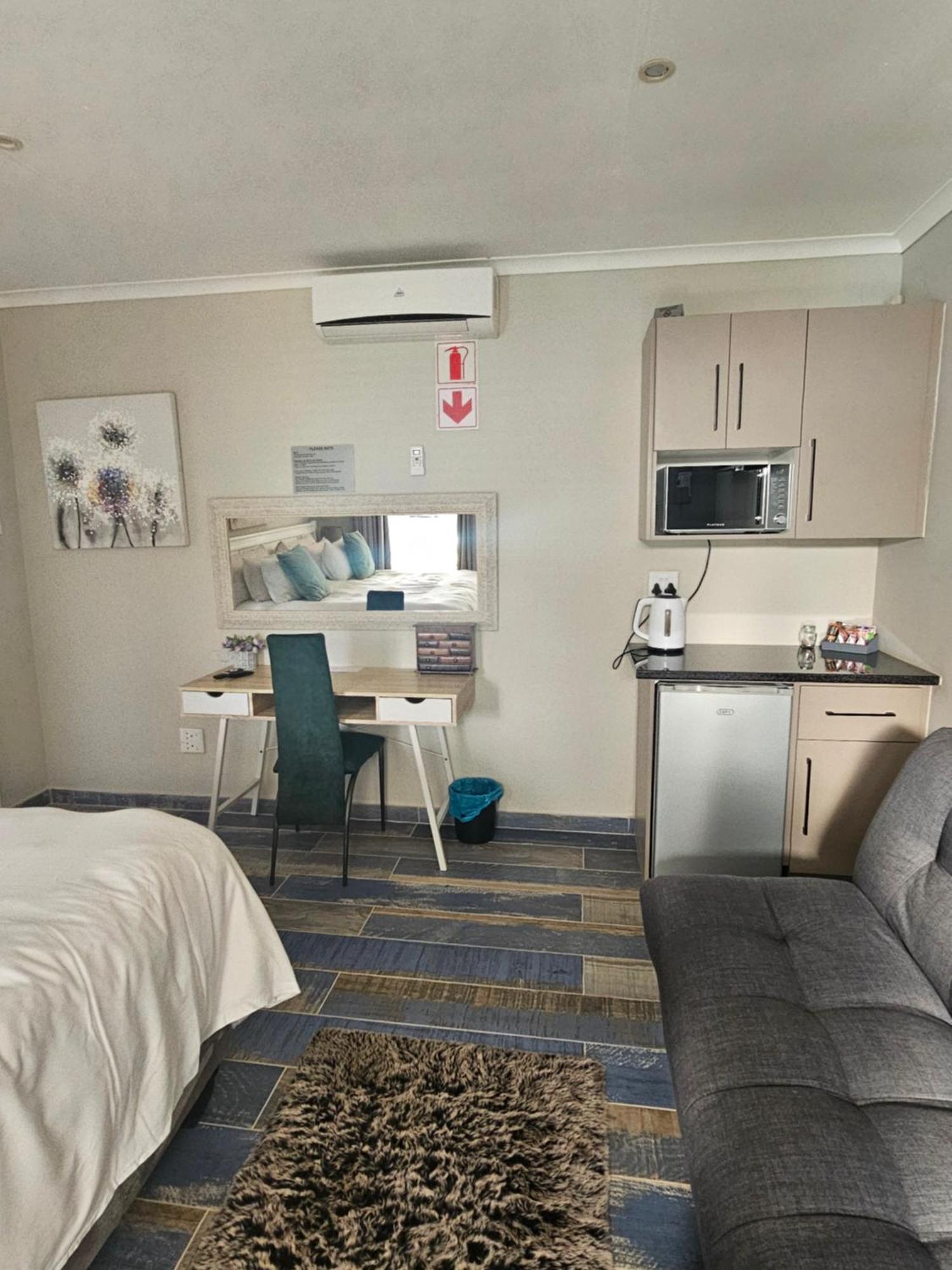 The Armagh Guesthouse Boksburg Eksteriør bilde